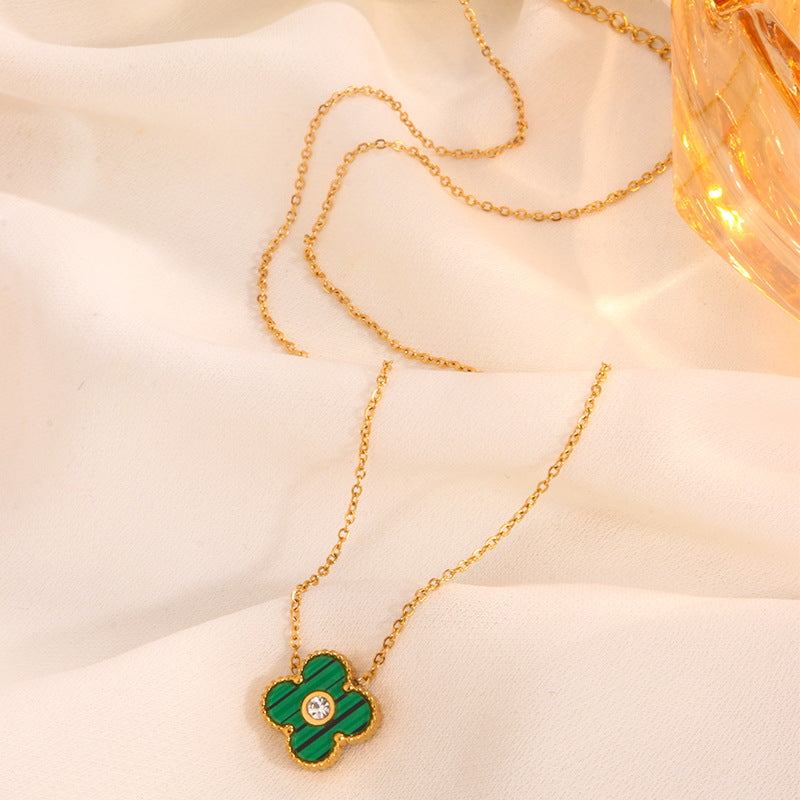 Wholesale Trendy Titanium Steel Four Leaf Clover Pendant Necklace For Women Black Snake Bone Chain Boutique Resale Jewelry Accessory