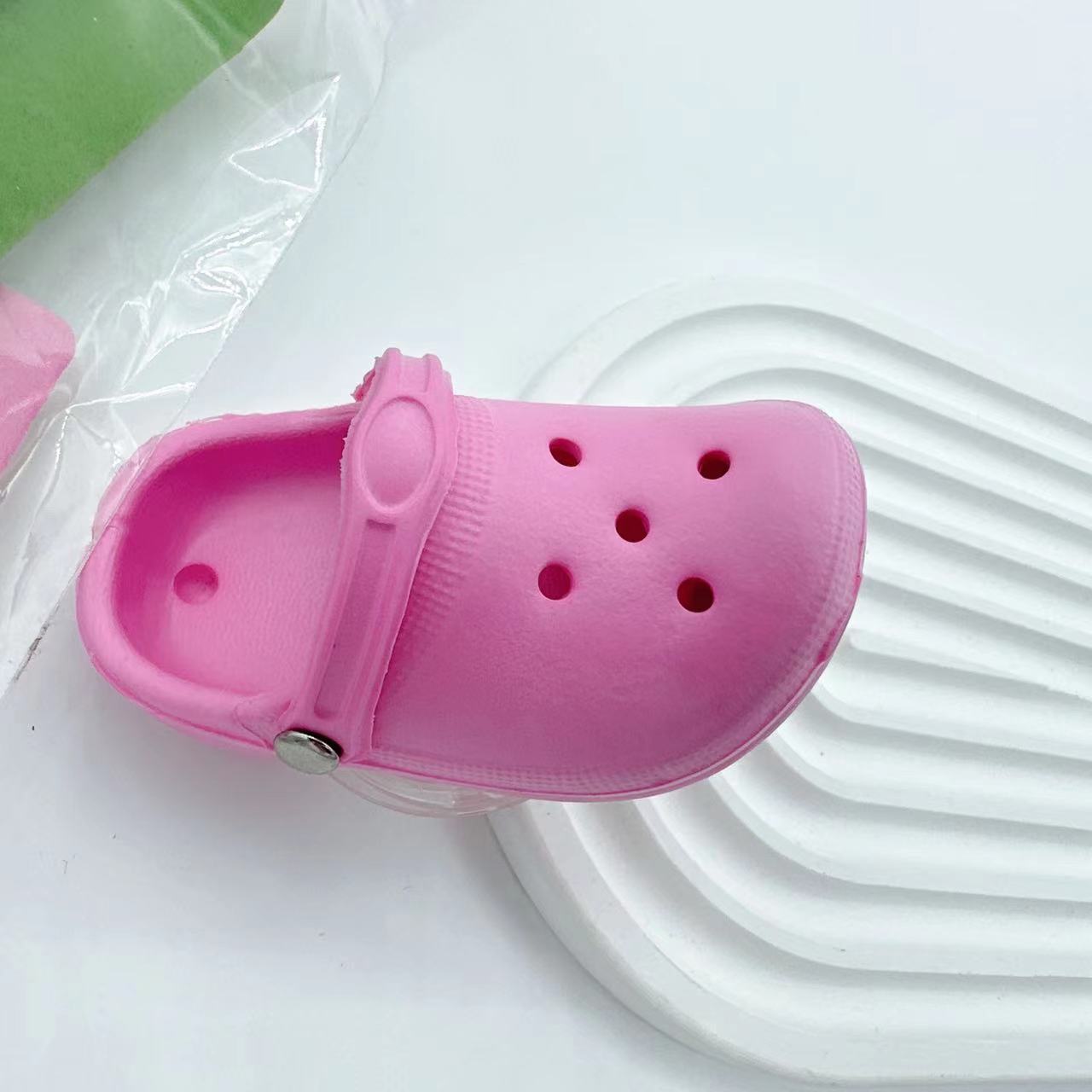 Wholesale Anti-Lost Creative Clogs Transparent phone stand