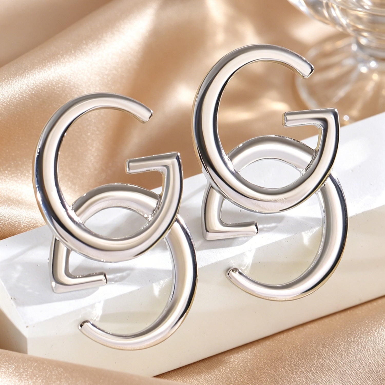 Wholesale European Style Double G Letter Alloy Earrings Stylish Jewelry Accessory for Daily Use