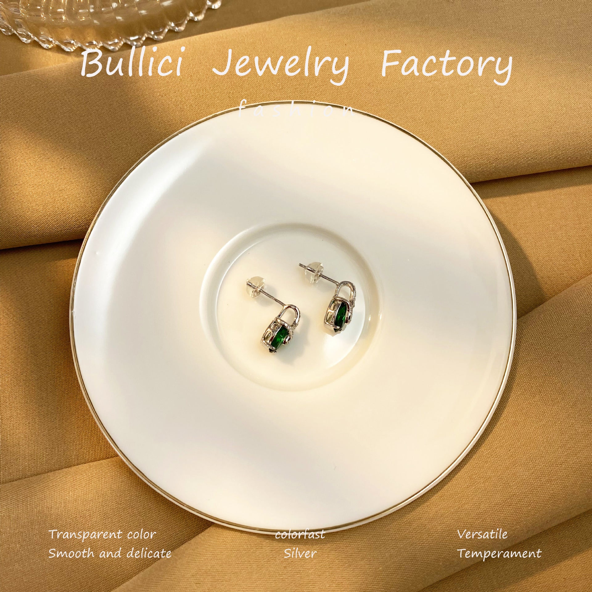 Wholesale S925 Sterling Silver Earrings Light Luxury Snake Earrings