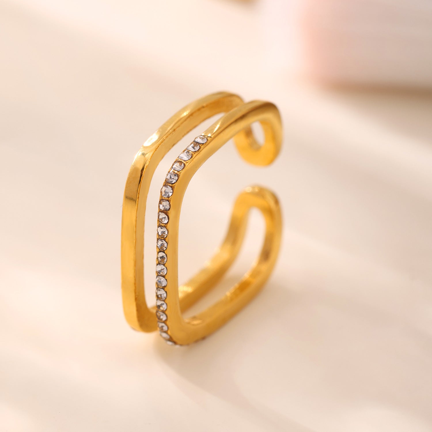 Wholesale Stainless steel  Fashion Light Luxury Square Rai Diamond Zircon Ring