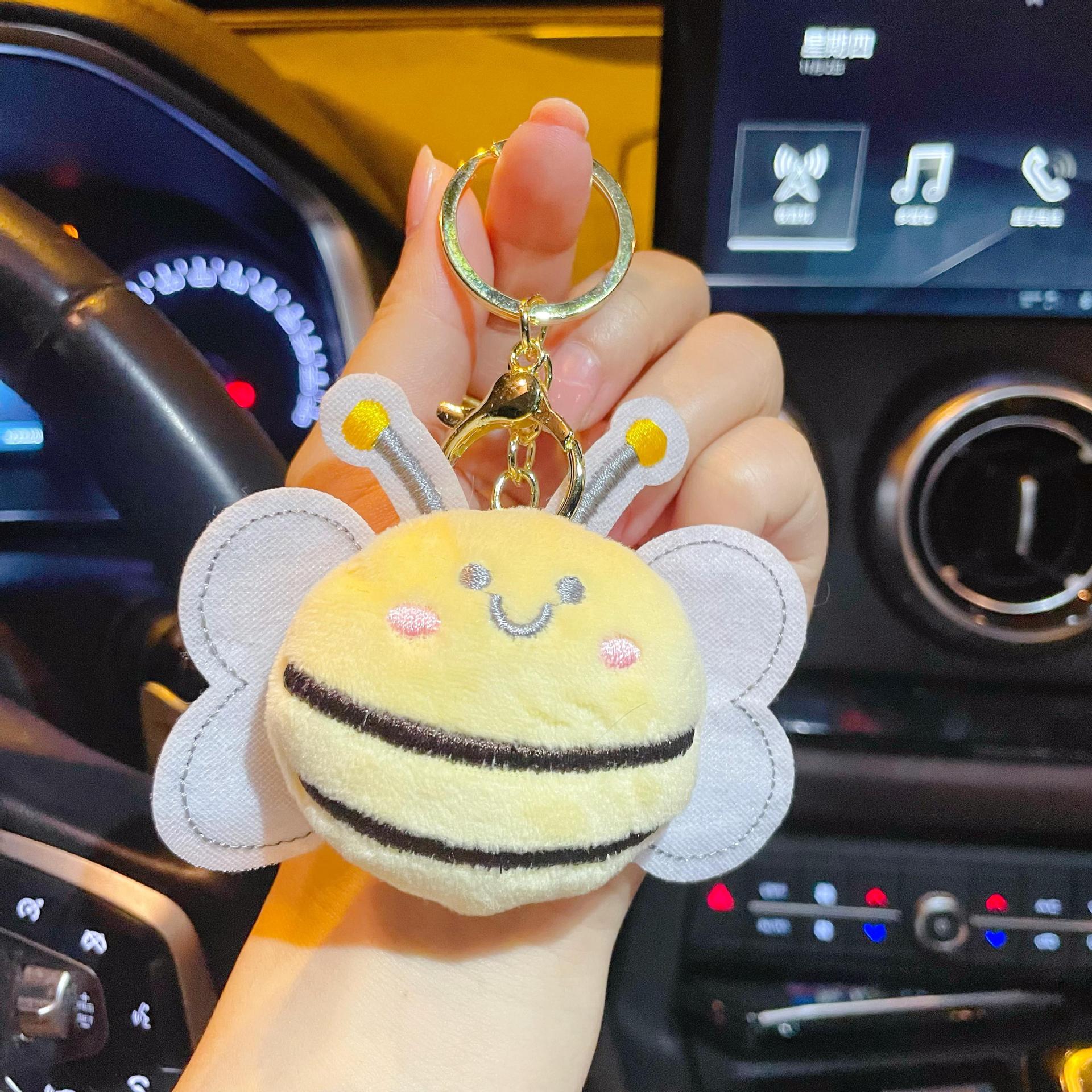 Wholesale Cute Plush Bee Keychain,  Yellow Plush Charm for Student Backpack,  Gift for Birthday
