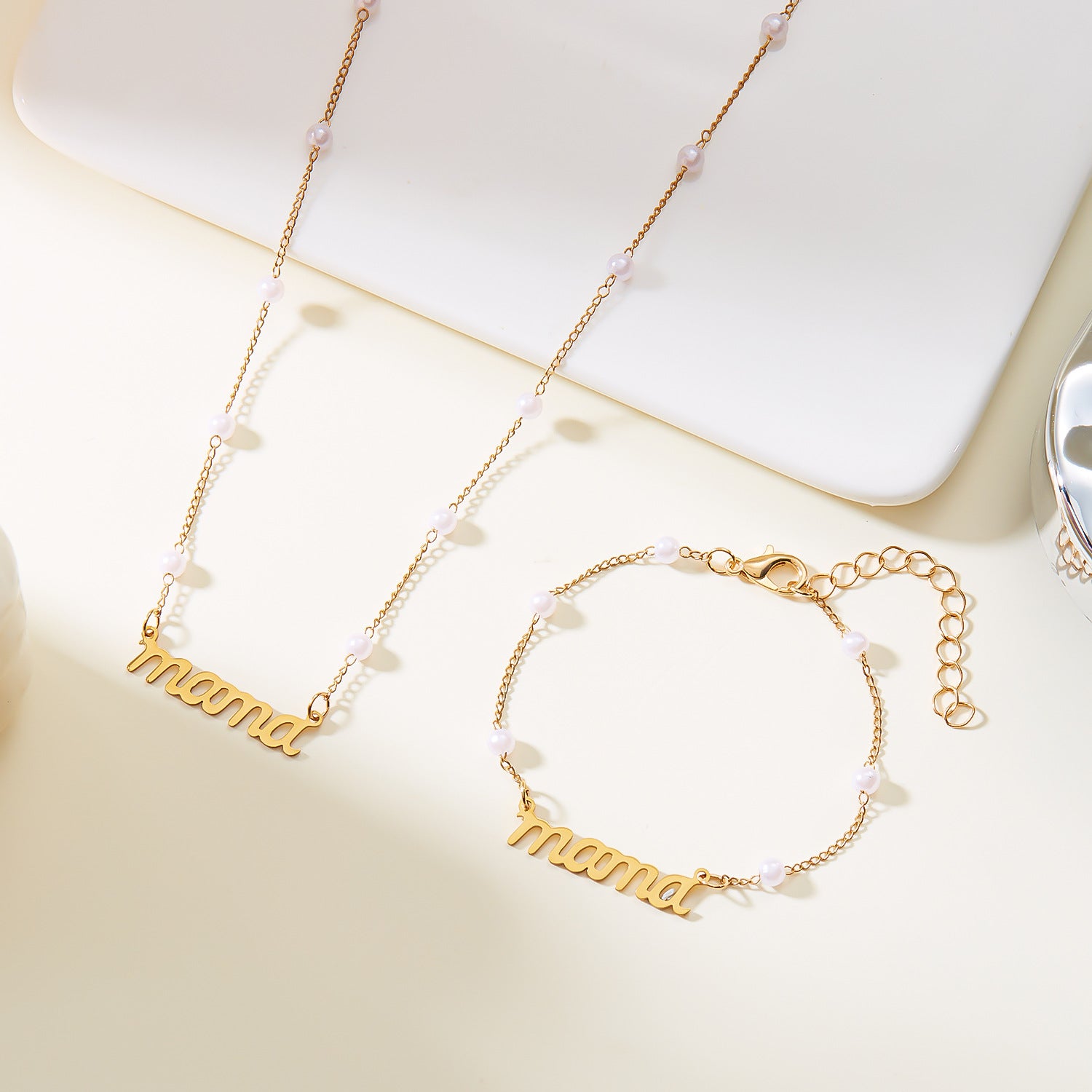 Wholesale Mother's Day Letters Mama Pearl Necklace Bracelet suit