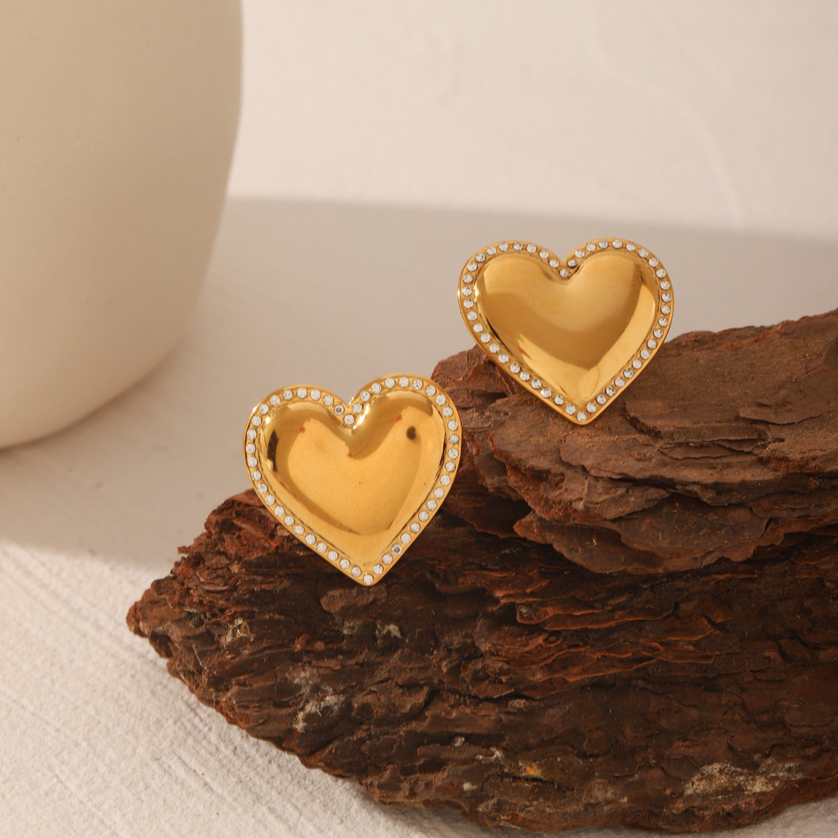 Wholesale  Stainless Steel Diamond Earrings  All-match Love Earrings