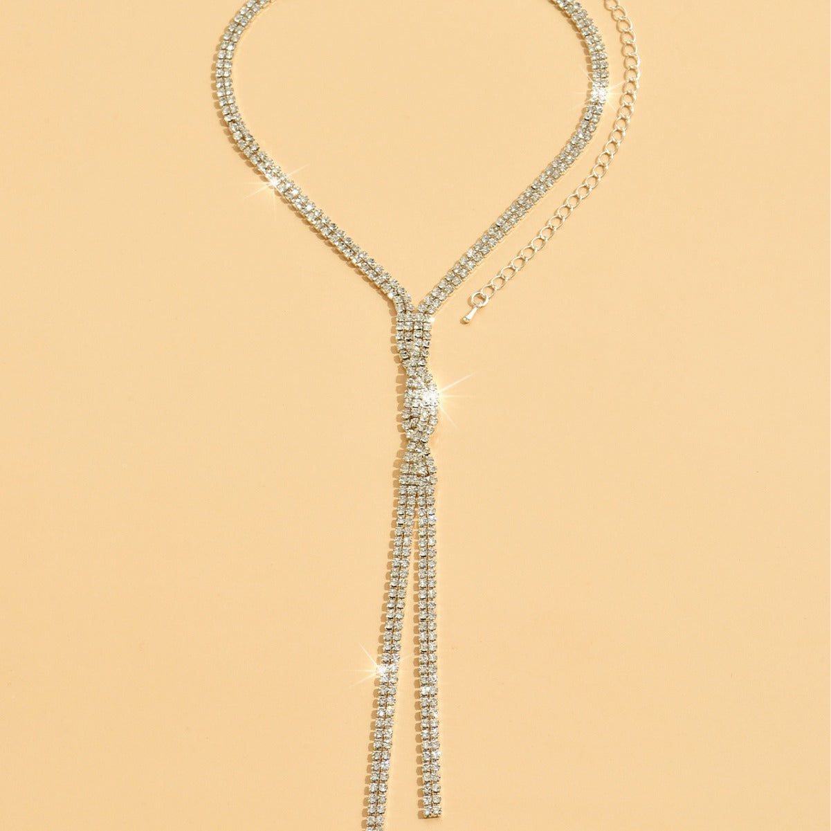 Wholesale exaggerated claw chain rhinestone tassel light luxury necklace