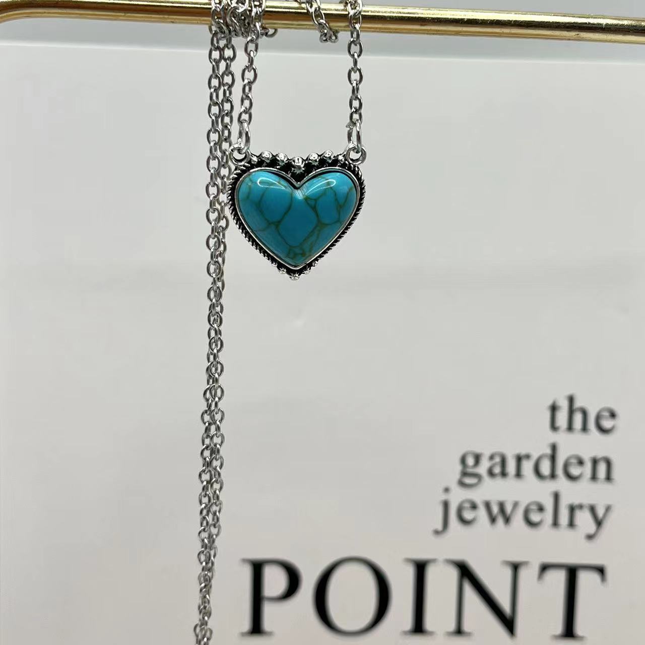 Wholesale Alloy Turquoise Pendant Necklace Bohemian Style Fashion Accessory Gift