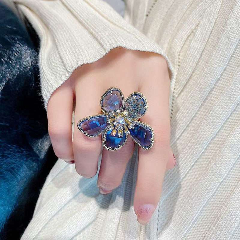 Wholesale European and American Style Crystal Flower Ring for Women,  Zinc Alloy Adjustable Open Ring for Index Finger,  Cross-Border Wholesale Starting from