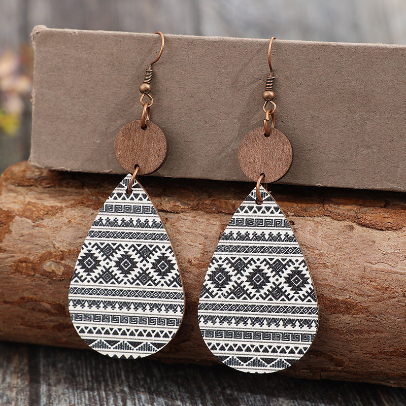 Wholesale Bohemian vintage style teardrop-shaped printed diamond-patterned wooden earrings