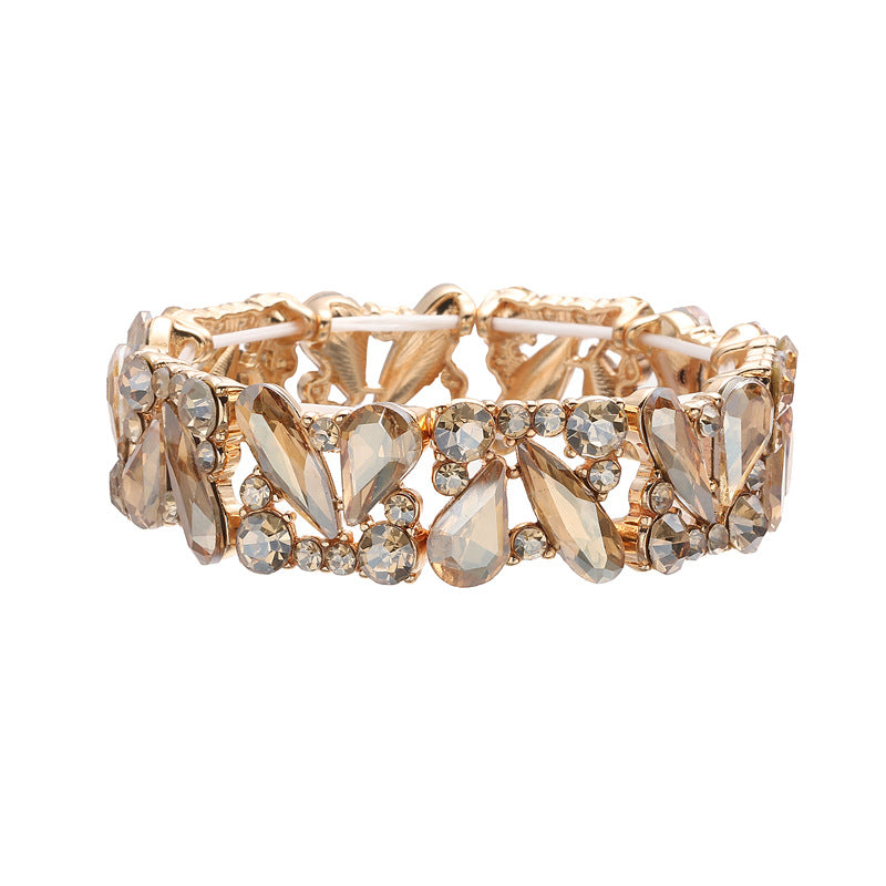 Wholesale Retro Wide Teardrop Crystal Bangle Gold Tone Alloy Rhinestone Bracelet Boutique Resale Jewelry Gift