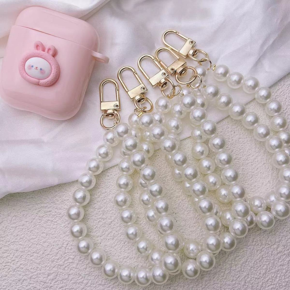 Wholesale Metal Pearl Bead Keychain Phone Chain Modern Minimalist Stylish Bag Charm for Girls