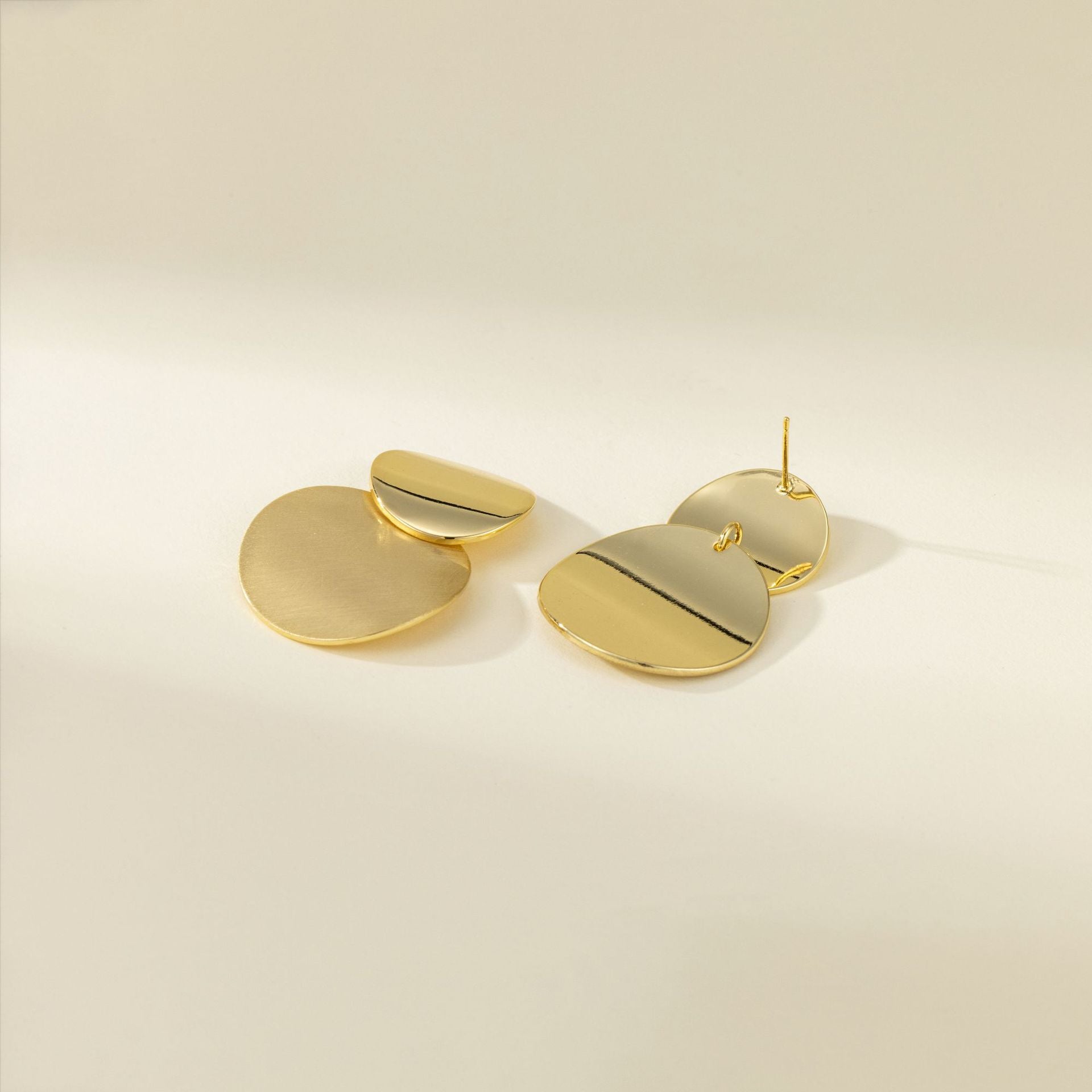 Wholesale  copper plated 18K real gold s925 silver needle brushed double color earrings