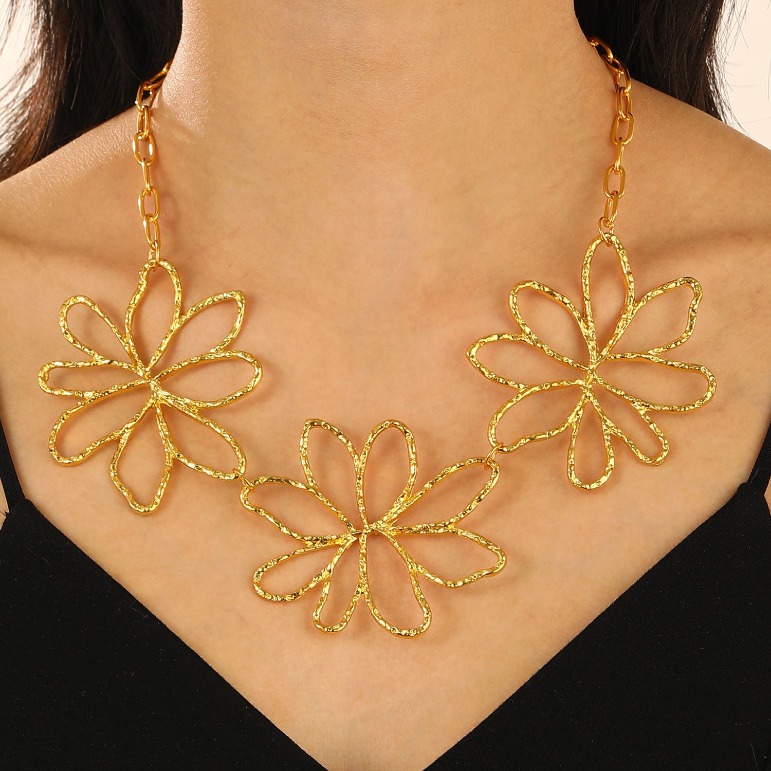 Wholesale Exaggerated Leaf Flower Earrings Fashion Jewelry Accessory for Everyday Wear or Gift