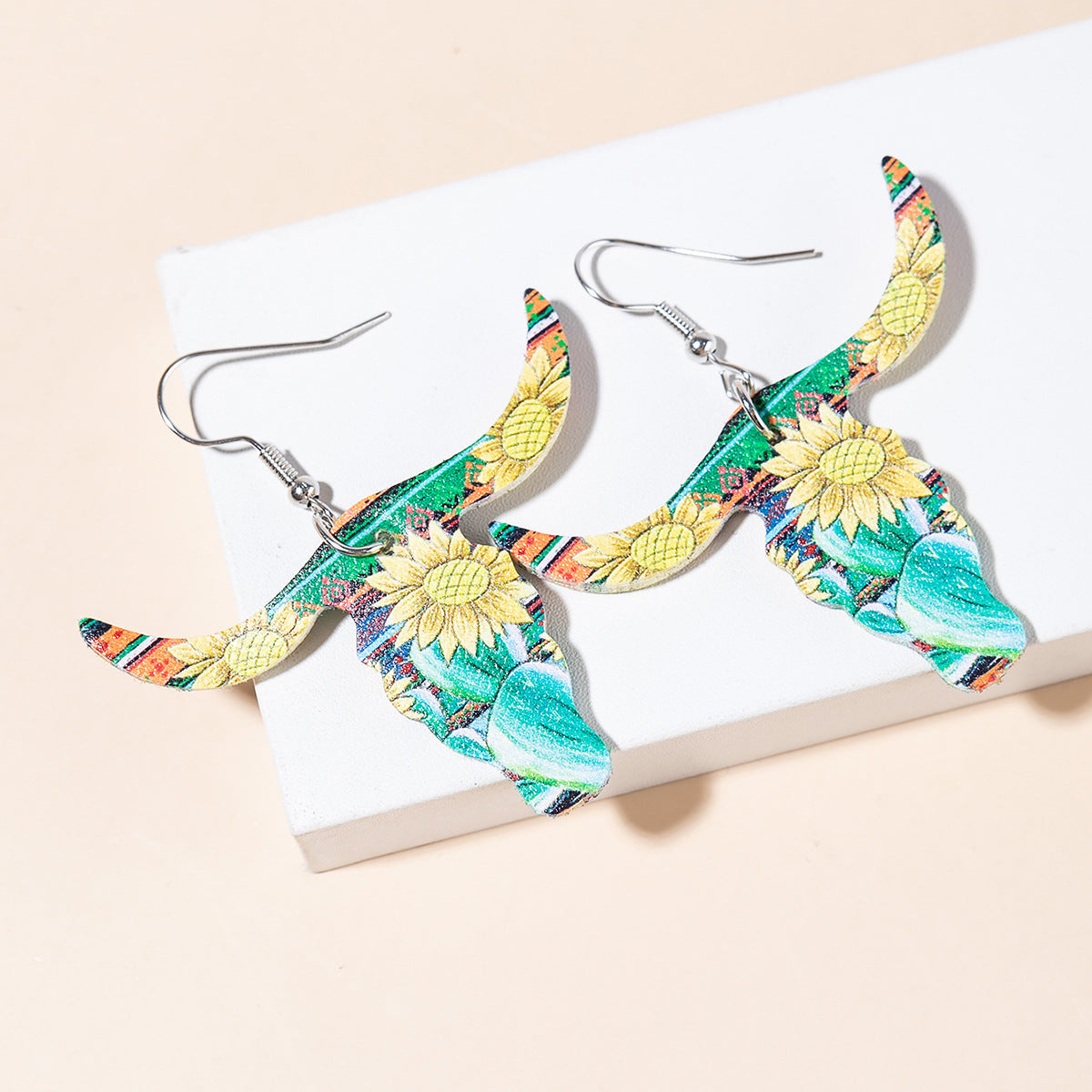 Wholesale  retro personality cow head leather earrings creative sunflower pu earrings