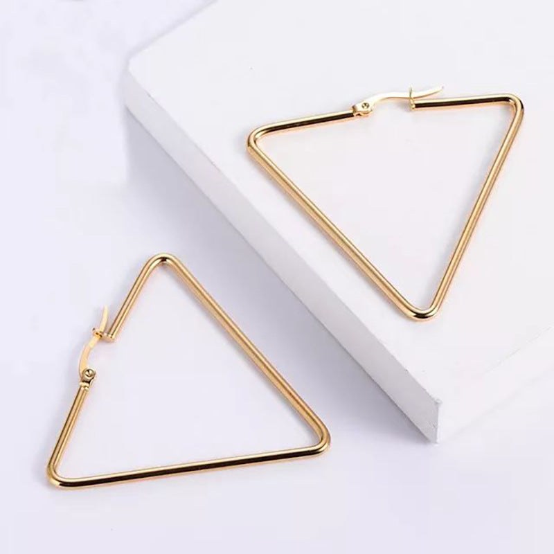 Wholesale  stainless steel earrings versatile  18K gold triangle coil earrings