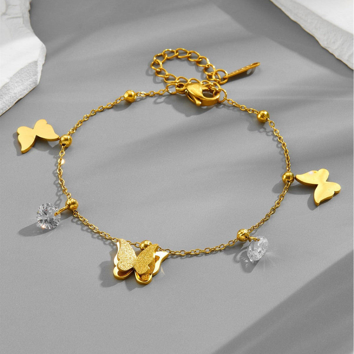 Wholesale frosted three-dimensional butterfly zircon bracelet