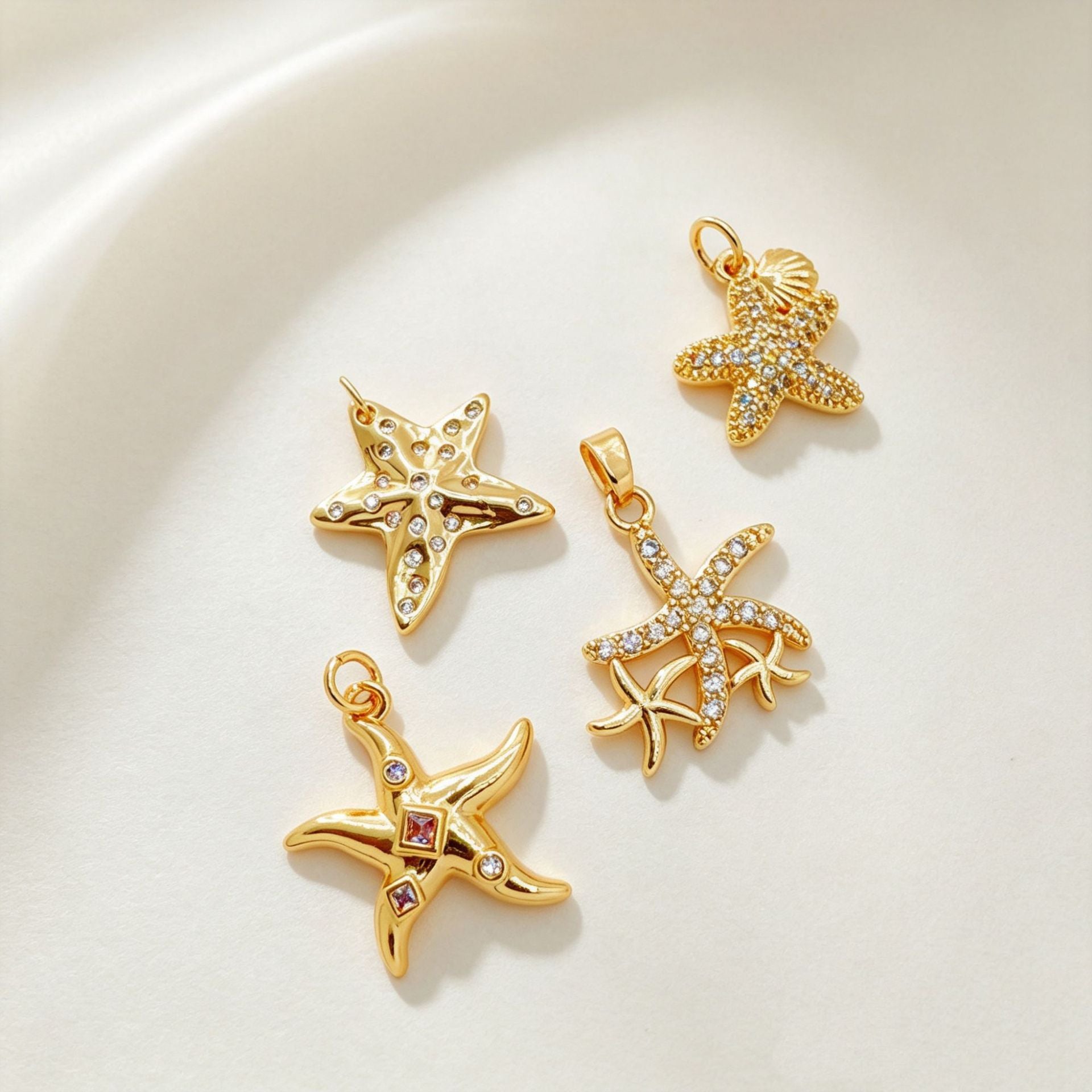Wholesale Gold Plated Copper Starfish Zircon Necklace Trendy Fashion Accessory