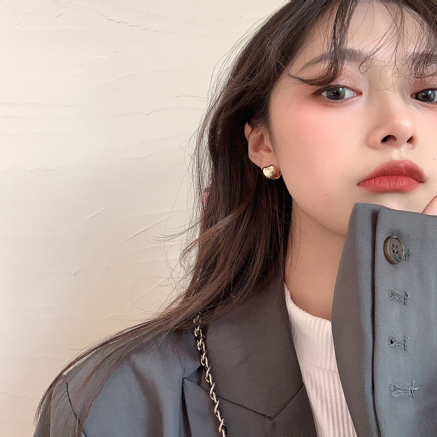 Wholesale Heart-Shaped Earrings with Silver Needle for Women,  2025 New Trendy Korean Style,  Internet Celebrity Personality Design Stud Earrings
