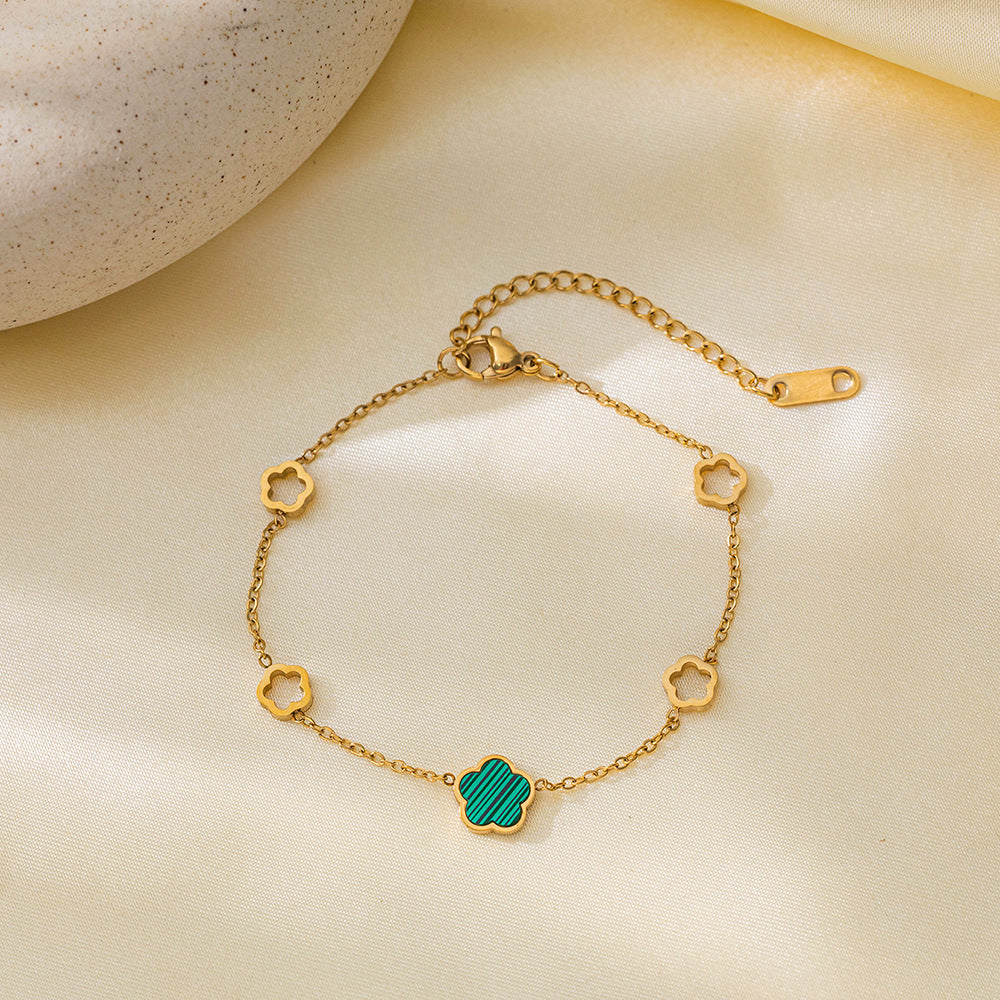 Wholesale Light Luxury Five-leaf Clover Flower Titanium Steel Bracelet ACC-BT-QiYun002