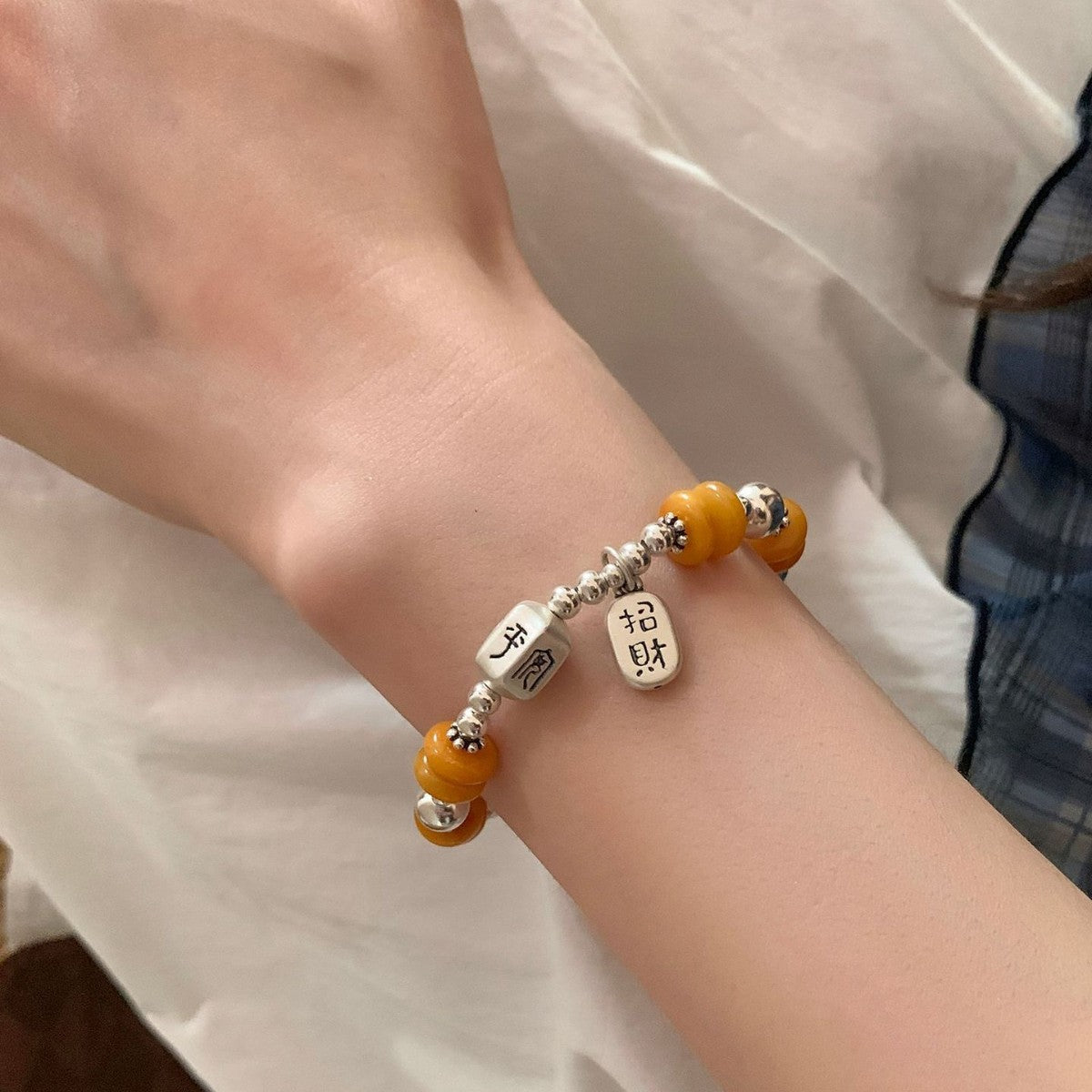 Wholesale Frosted Geely Beeswax Bracelet