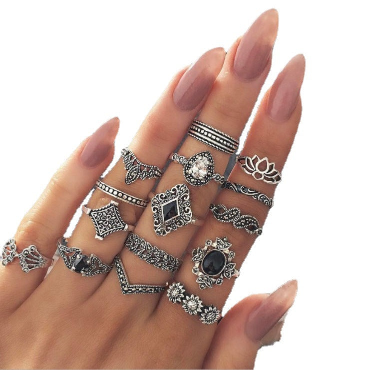 Wholesale Vintage Bohemian Holiday Style Metal Crystal Rings Set