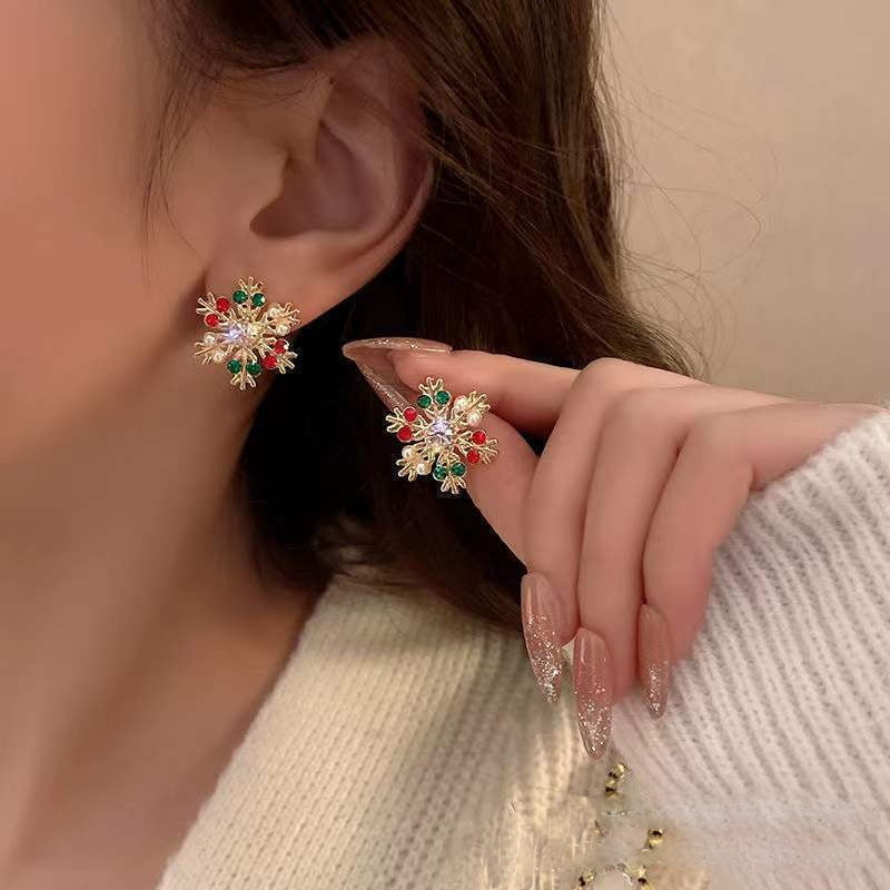 Wholesale  Christmas snowflake color diamond earrings