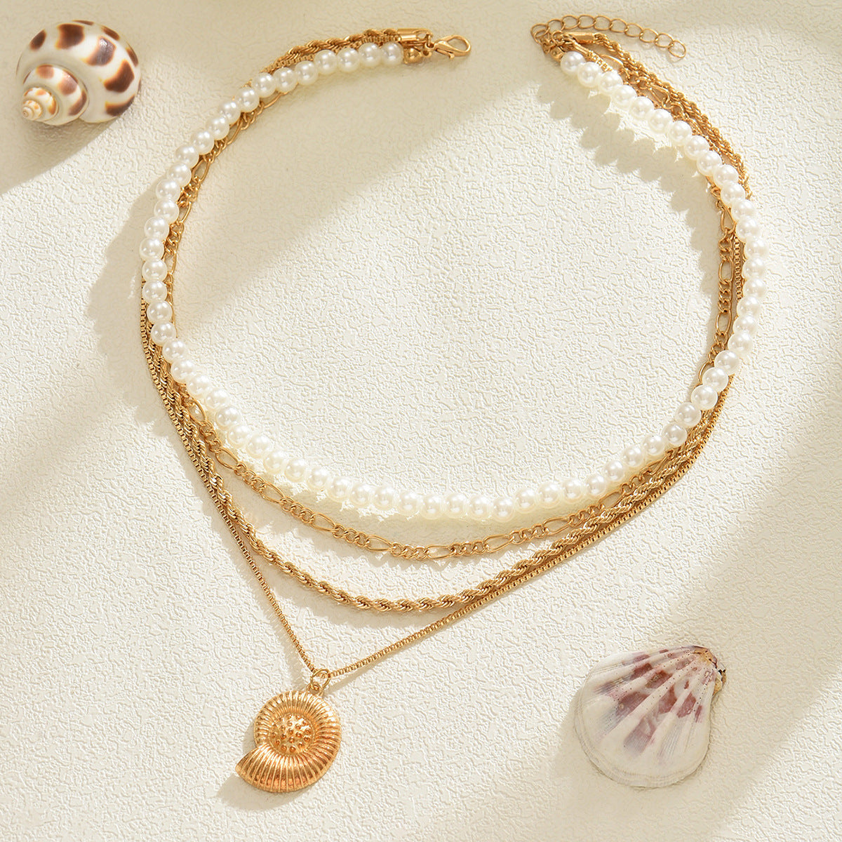 Wholesale Light Luxury  Pearl Conch Pendant Necklace