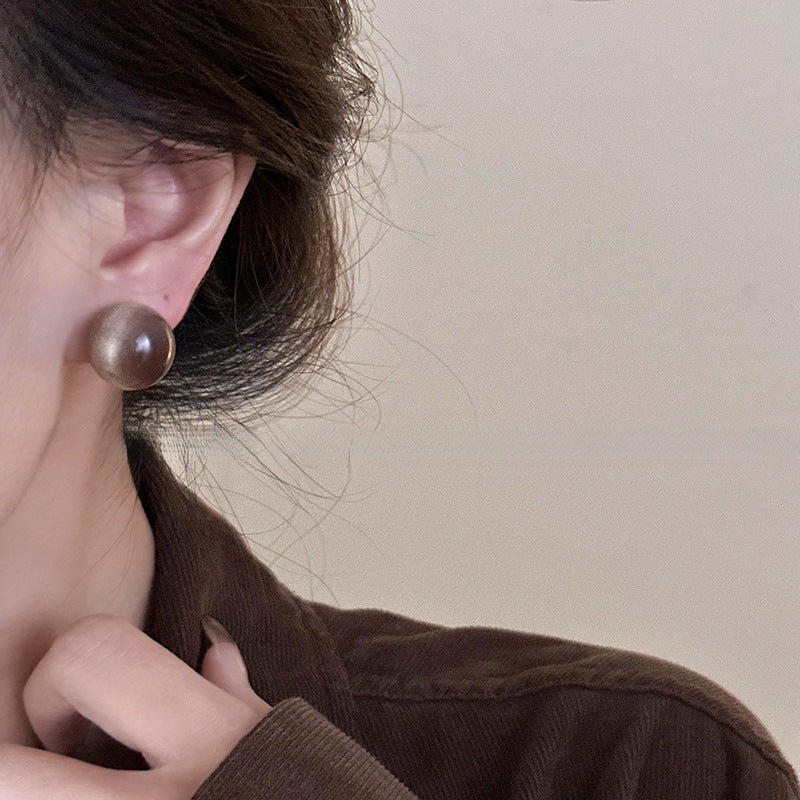 Wholesale Silver Needle Resin Love Heart Sizzling Light Luxury Earrings