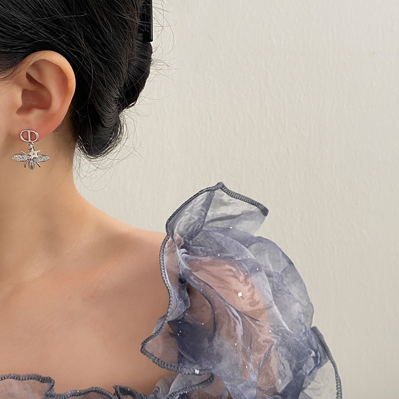 Wholesale Light Luxury Super Flash Letter Bee Star Earrings ACC-ES-NingKa002