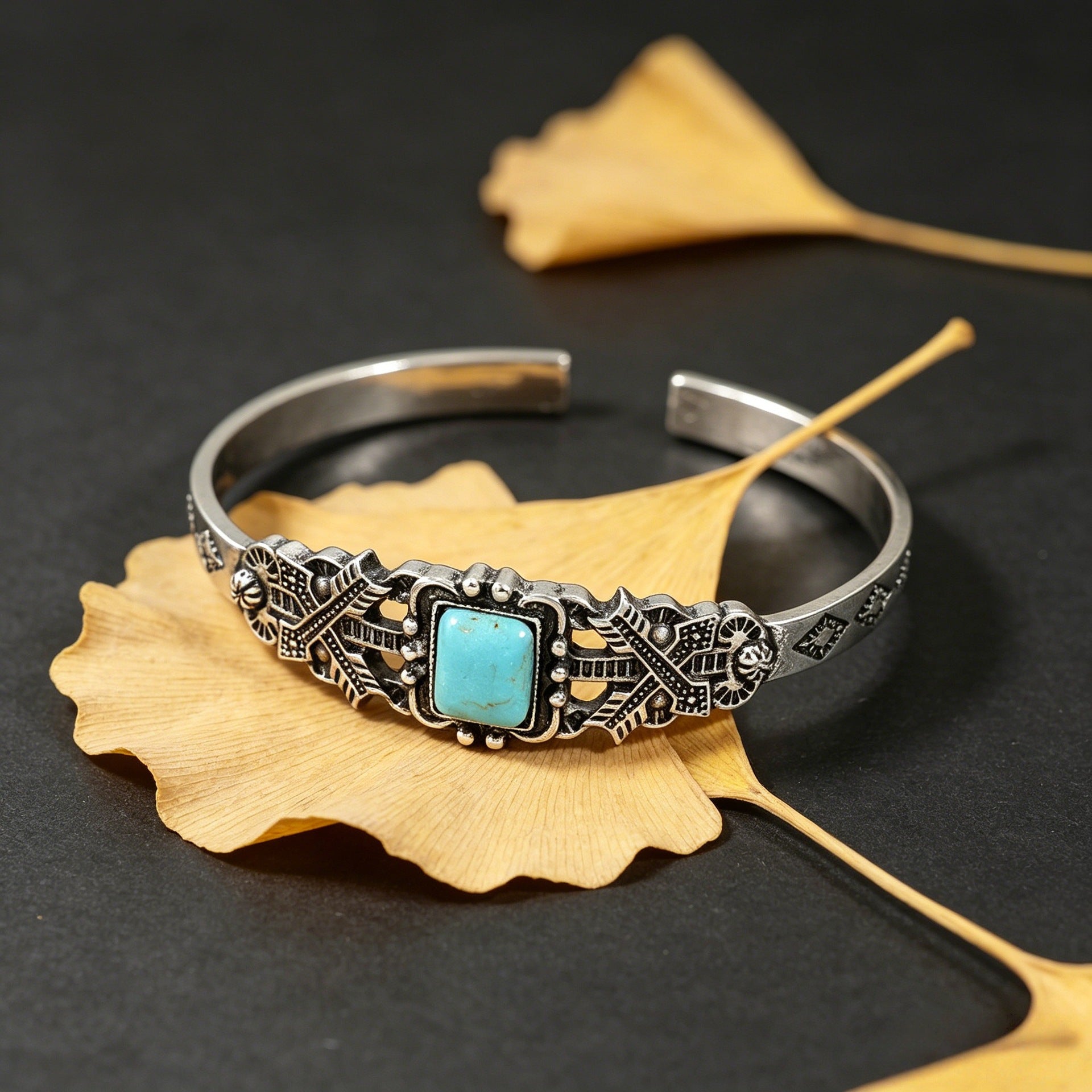 Wholesale Vintage Bohemian Turquoise Square Bracelet Chic Arrow Feather Jewelry Accessory For Party