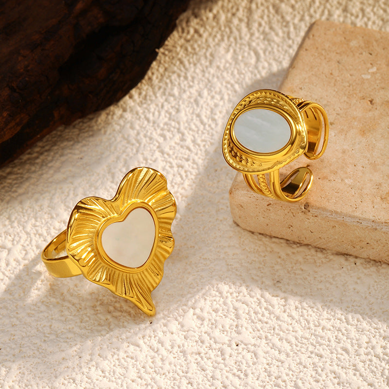 Wholesale Retro 18K Gold White Shell Heart Ring