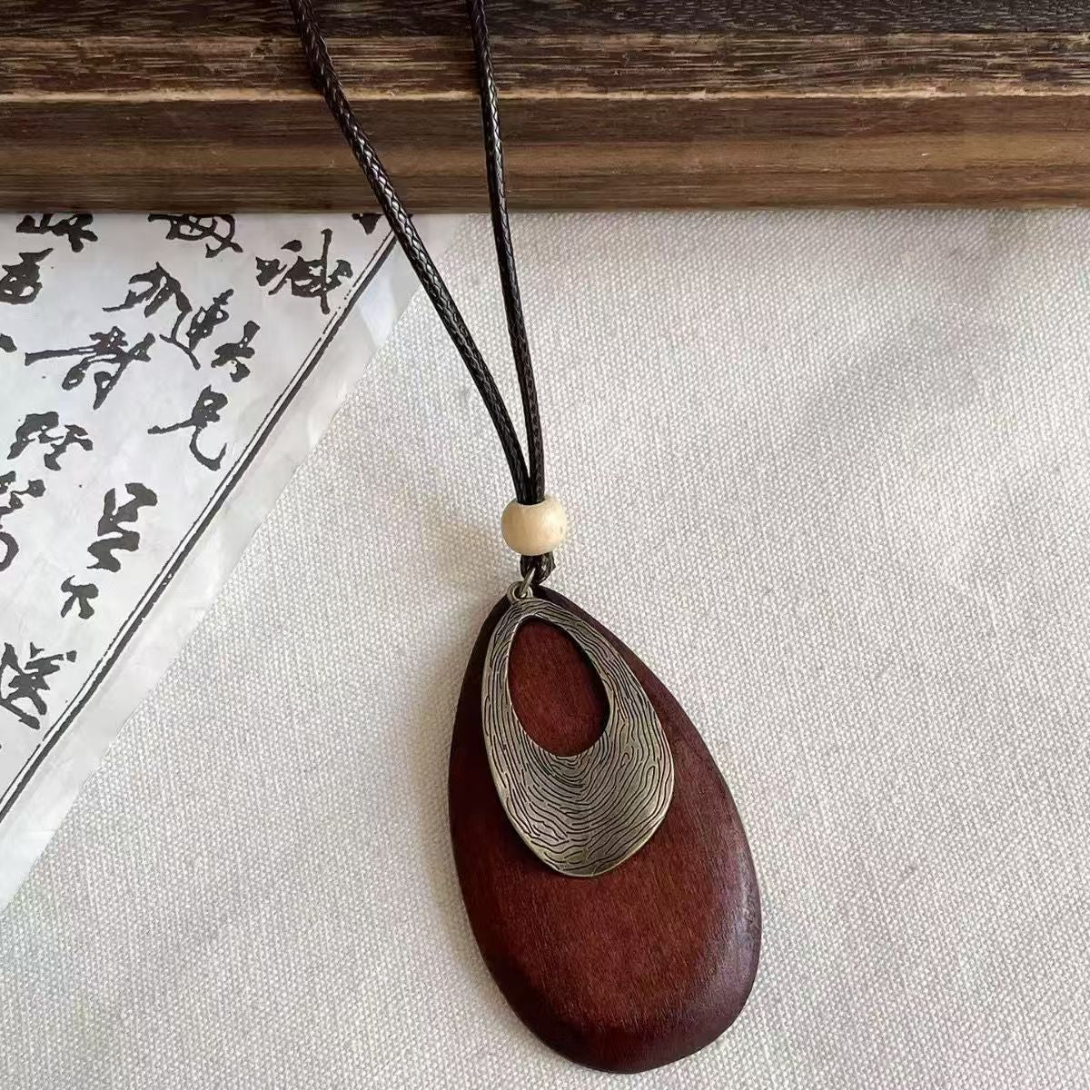 Wholesale Chinese Zen Wooden Pendant Necklace - Fashion Decorative Accent for Hanfu,  Gift Boutique Resale