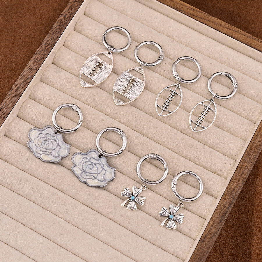 Wholesale Vintage Zinc Alloy Four Leaf Clover Pendant Shoe Charm DIY Bag Fashion Accessory