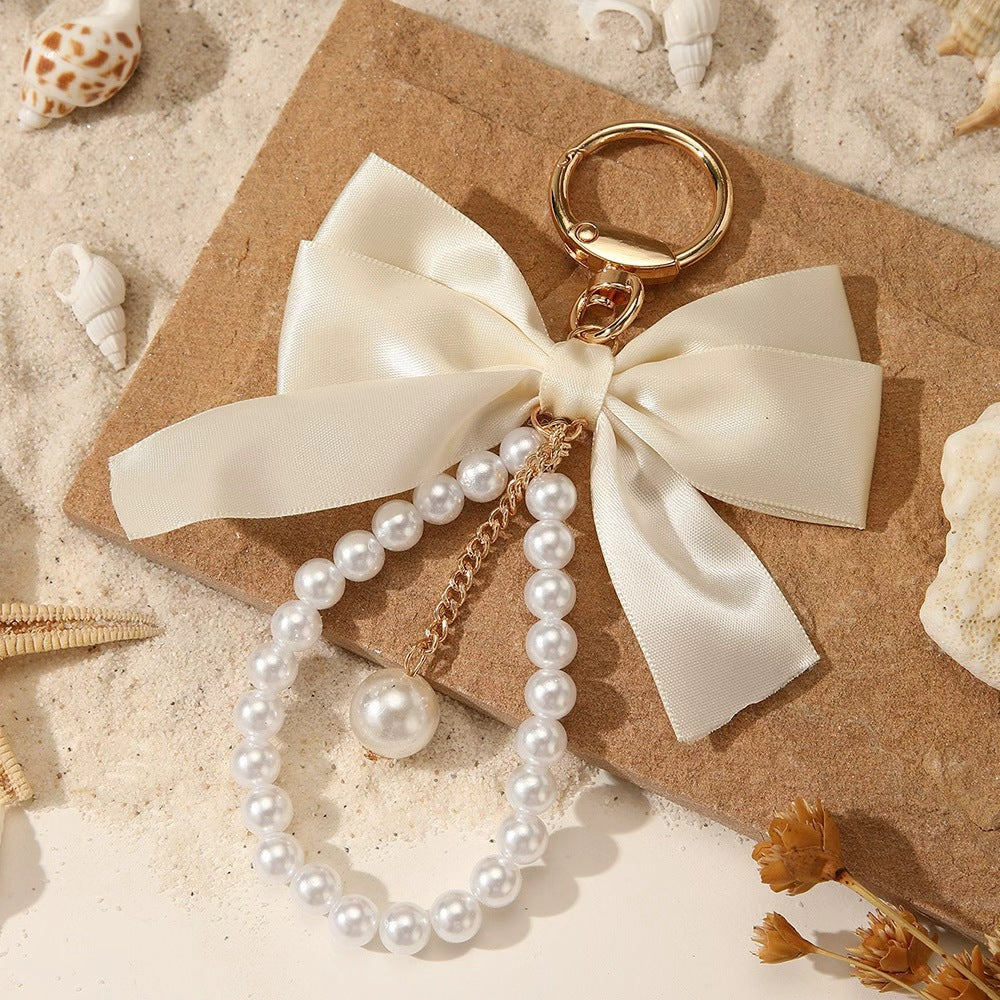 Wholesale Vintage Imitation Pearl Bow Keychain Pendant Alloy Car Key Accessory
