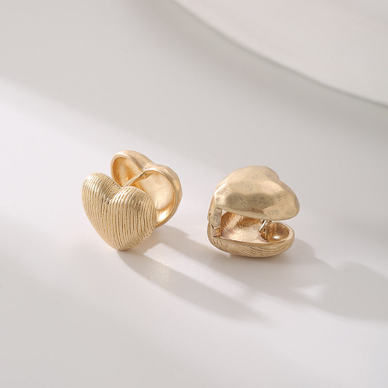 Wholesale copper plated gold inlaid zircon love earrings
