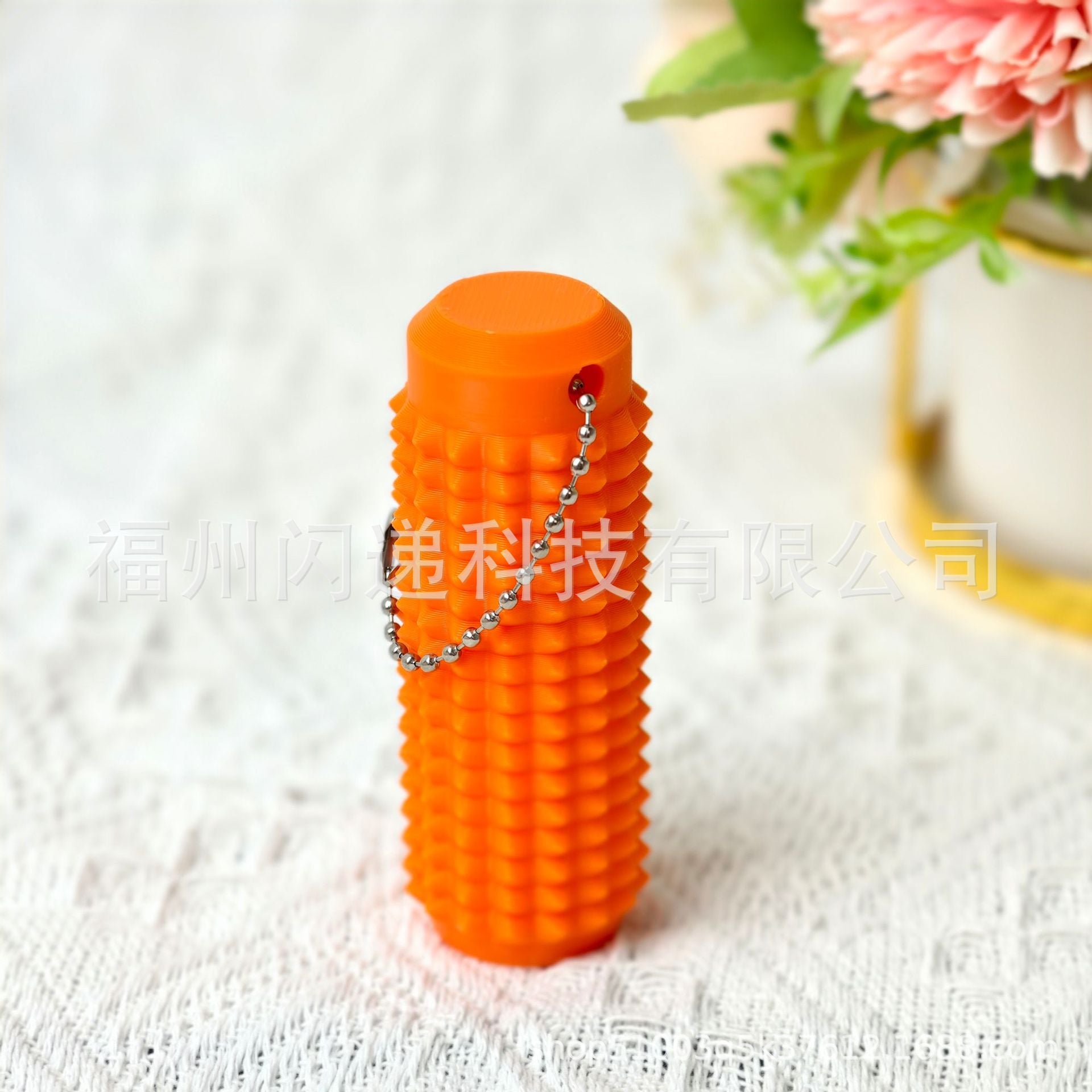 Wholesale  Portable Fingertip Decompression Massage Keychain