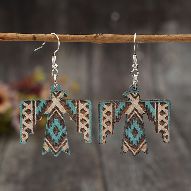Wholesale Retro Western Style Eagle Printed Diamond Pattern Wooden Women' s Earrings