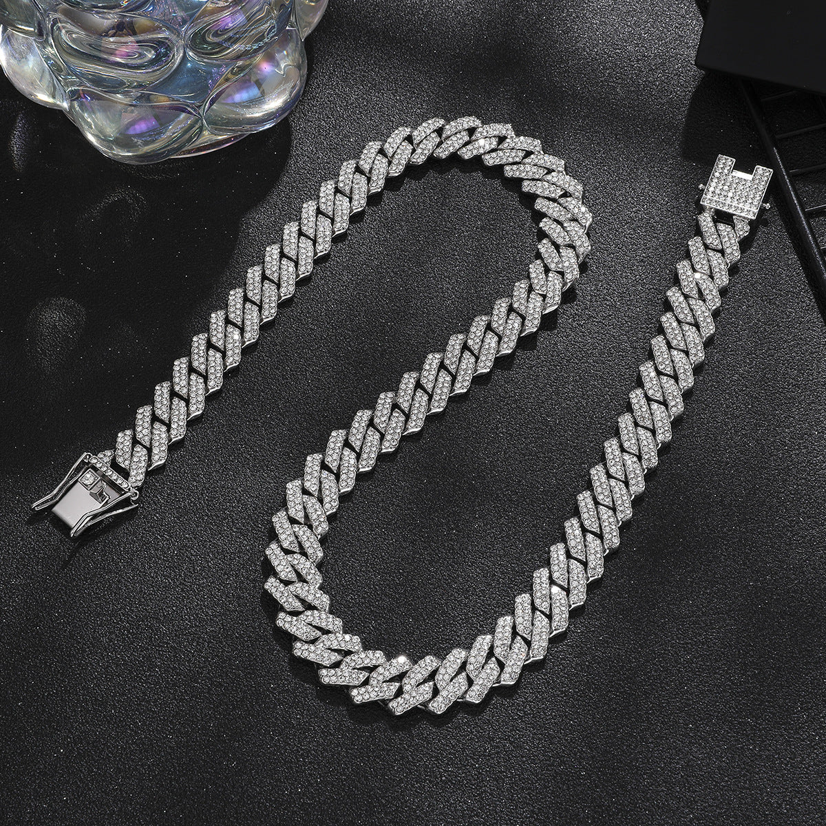 Wholesale Alloy Heavy-duty Full Diamond Cuban Chain Diamond-studded Men's Hip-hop Style Thick Necklace ACC-NE-MeiWeite002
