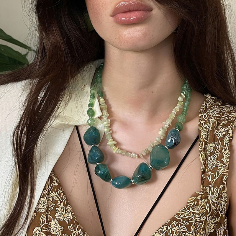 Wholesale Green Irregular Resin Pendant Necklace Geometric Design Fashion Accessory Boutique