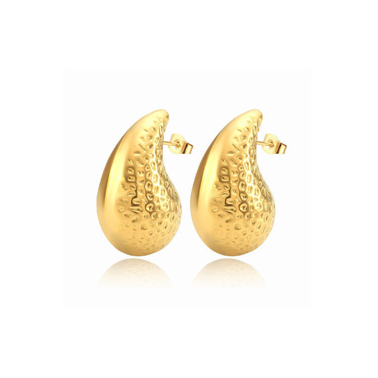 Wholesale 20PCS Titanium steel electroplated 18K gold hammer pattern earrings