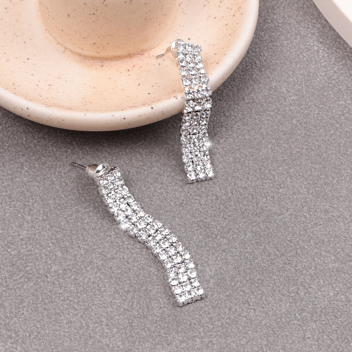 Wholesale  exquisite claw chain necklace  earrings bracelet suit