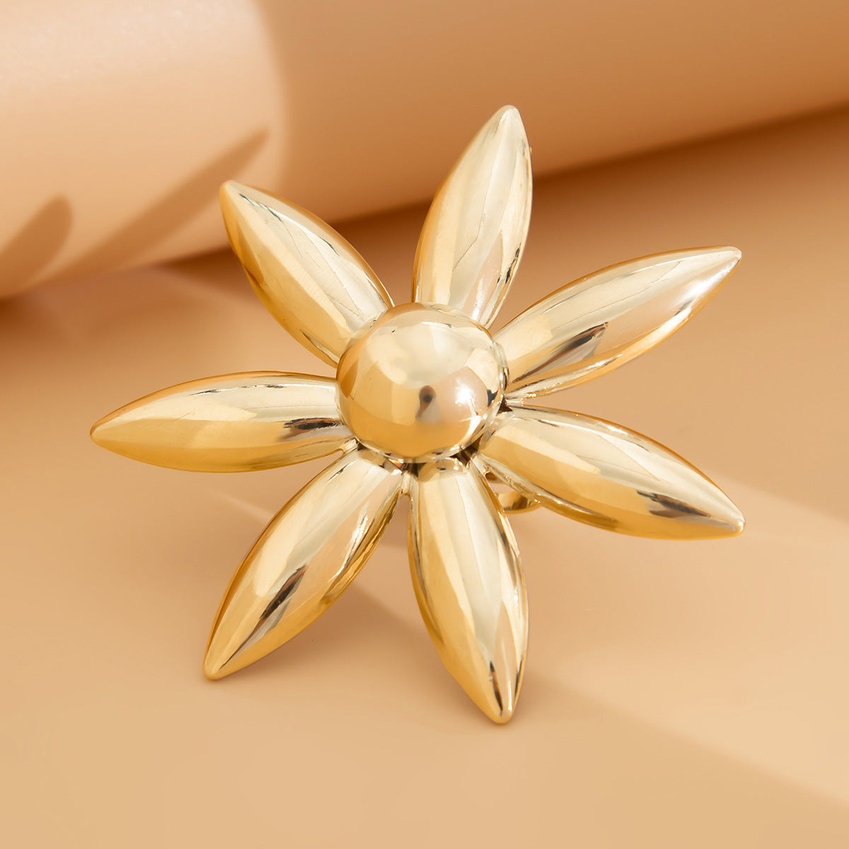 Wholesale Vintage Metallic Sunflower Polished Ring