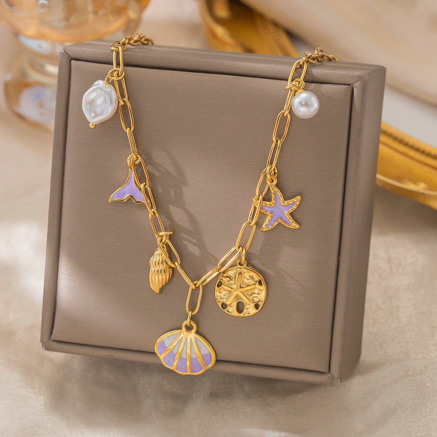 Wholesale Oceanic Resort Style Stainless Steel Necklace with Shells,  Starfish,  and Pearls
