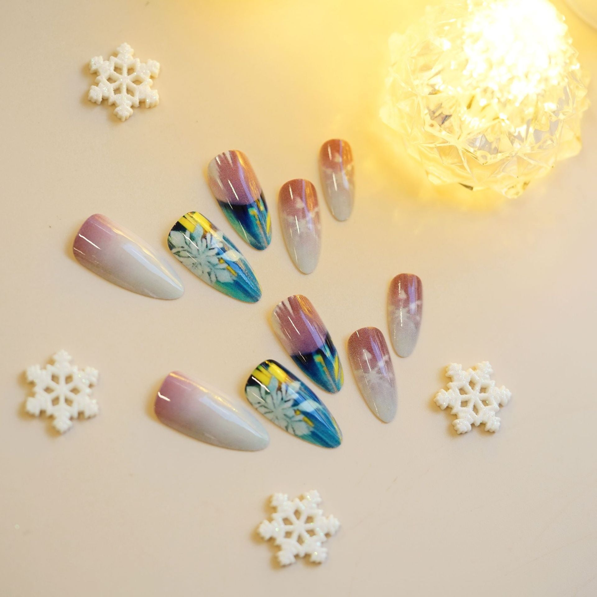 Wholesale 24 Pieces/ box Christmas Snowflake Nails Kits Nail Stickers