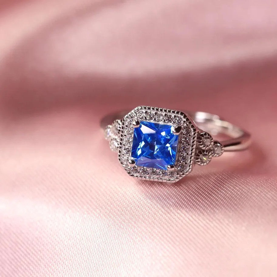 Wholesale Copper Electroplated Retro Geometric Ring Blue Diamond Color Women S Fashion Jewelry For Everyday Wear