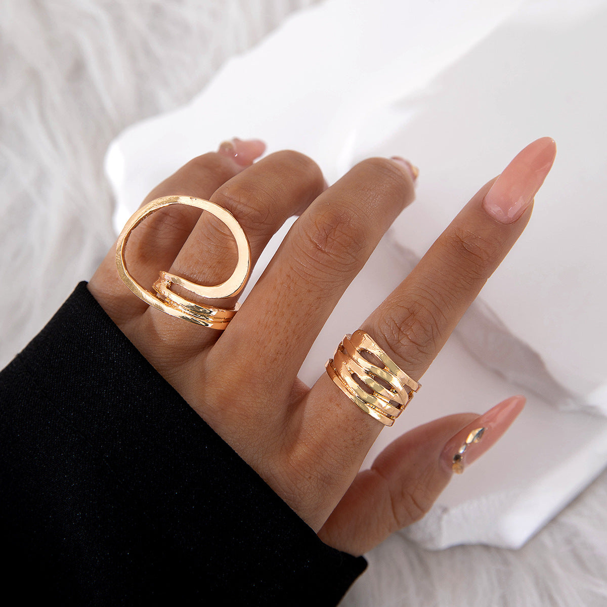 Wholesale irregular hollow arc opening ring set