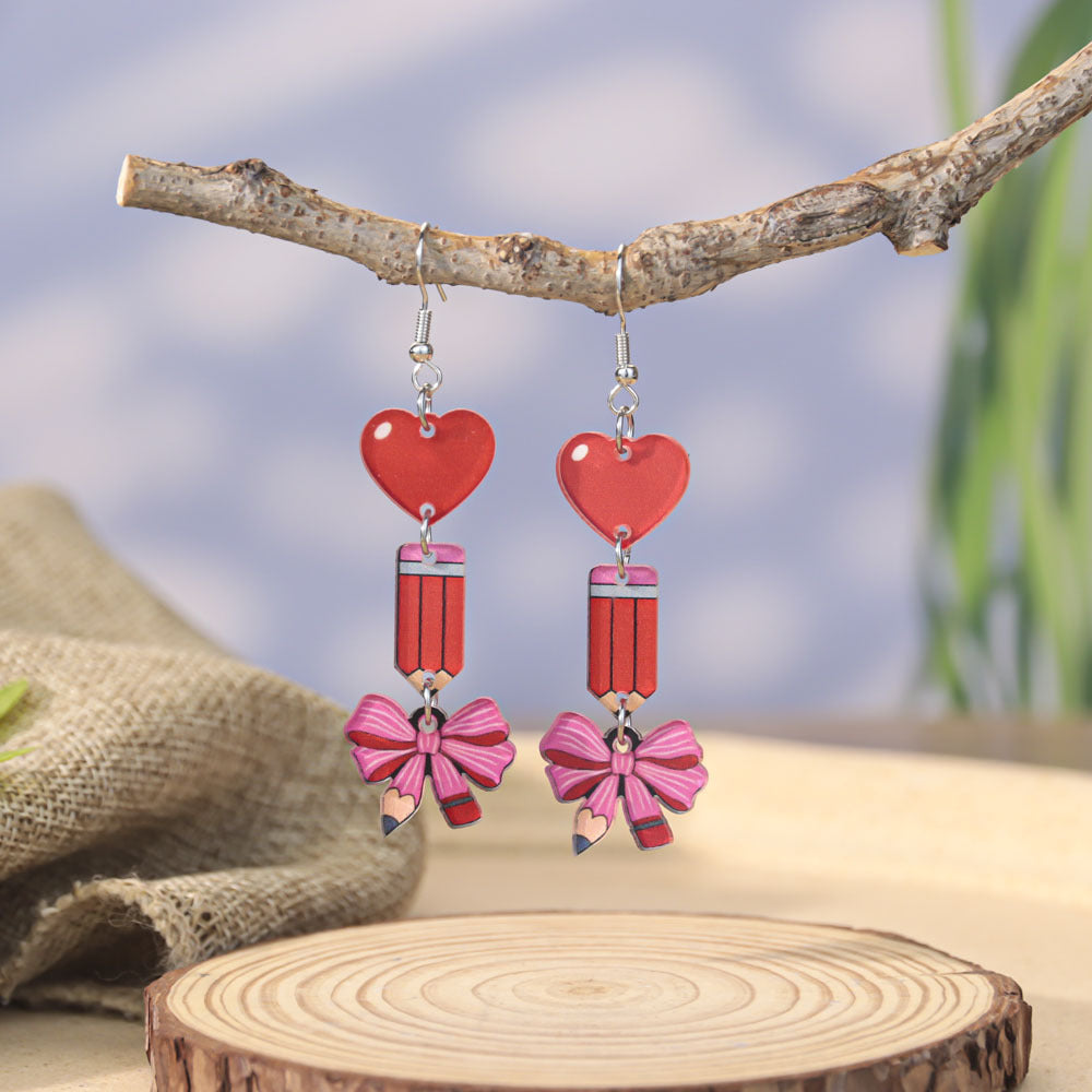 Orecchini acrilici all'ingrosso dell'arco del cuore