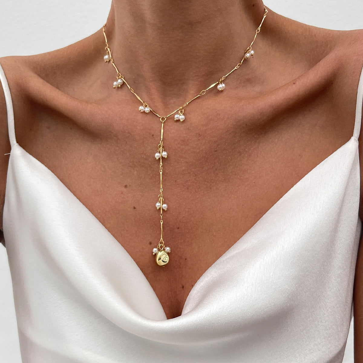 Wholesale Minimalist Y-Shaped Imitation Pearl Necklace Fashion Jewelry Accessory Boutique Resale
