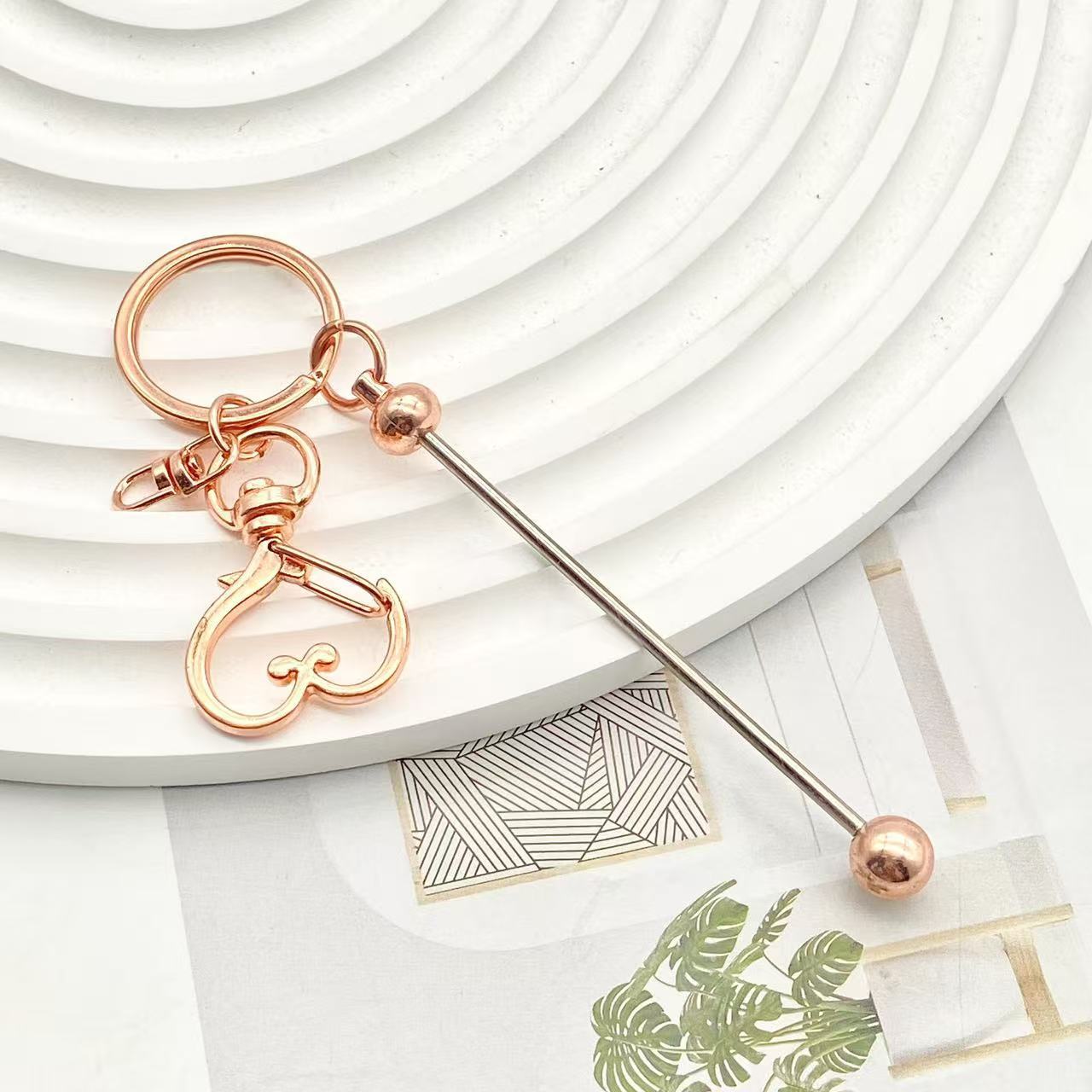 Wholesale Peach Heart Metal beadable Keychain