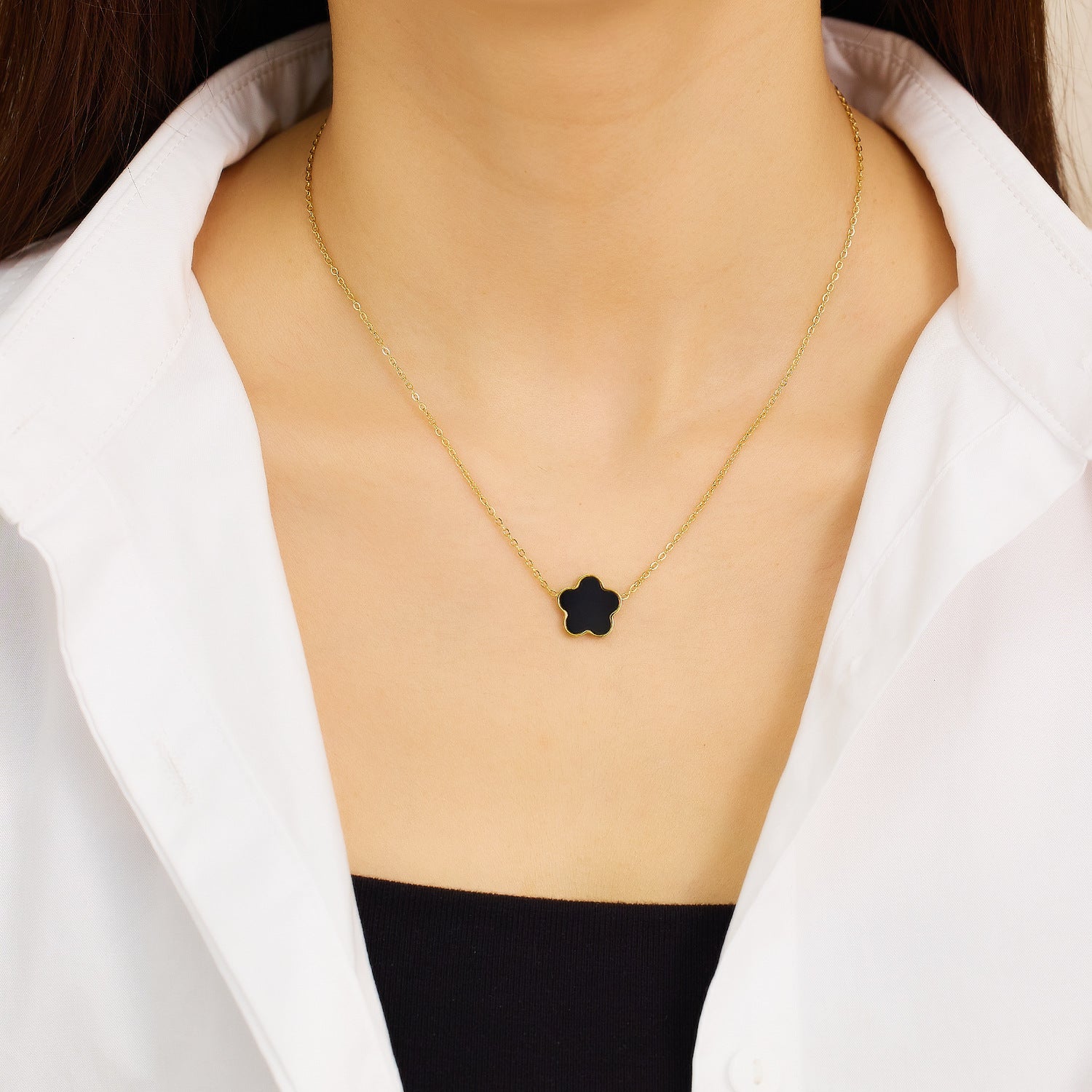 Wholesale Double-sided Five-leaf Flower Gold-plated Titanium Steel Necklace Choker Necklaces ACC-NE-DaLang001