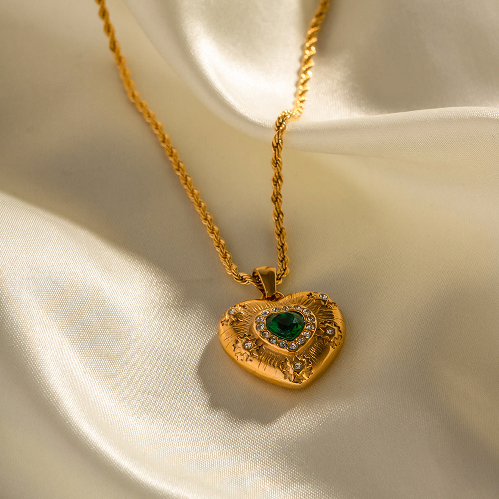 Wholesale 18k Gold Emerald Zircon Heart Shaped Pendant Necklace Stainless Steel Necklace ACC-NE-JD001